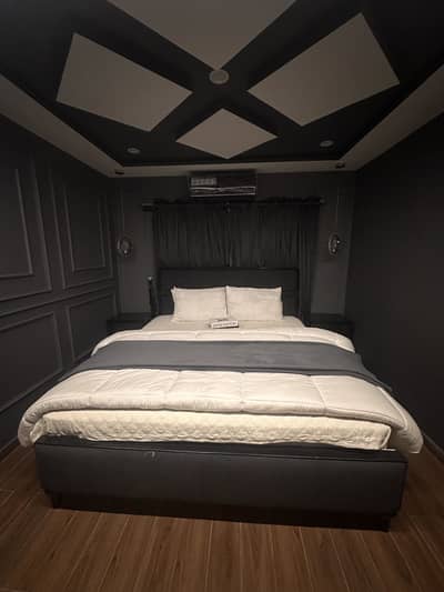 Luxury Apartment For Daily Basis Rent In Bahria Town Lahore