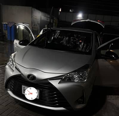 Toyota Vitz F 1.0 Safety Edition Key Start