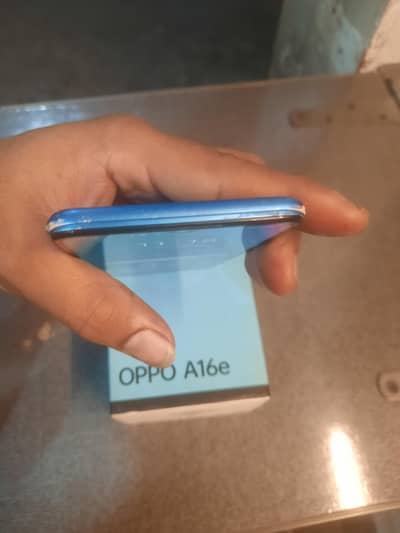 oppo a16e 4GB Ram 64GB room