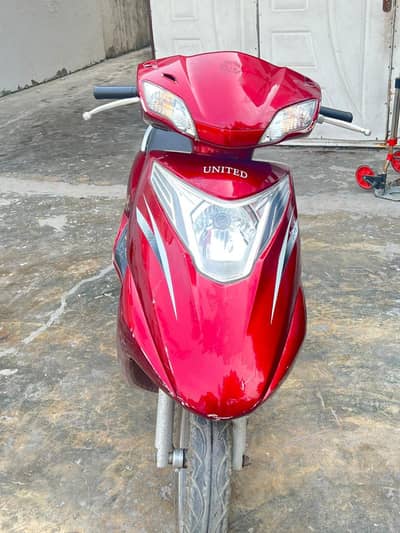 united Scooty for sale