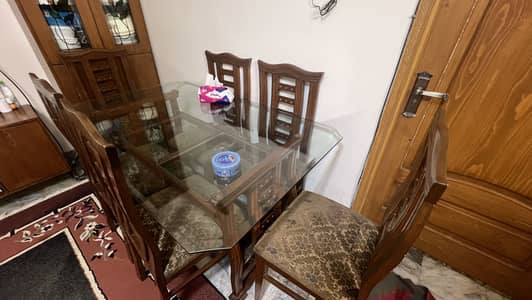 Six seat Dining set