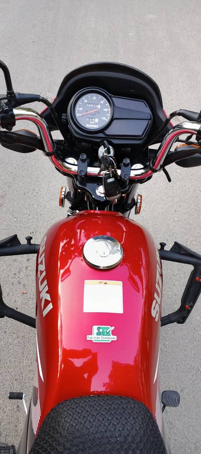 Suzuki g d 110S bike details description ma mention ha