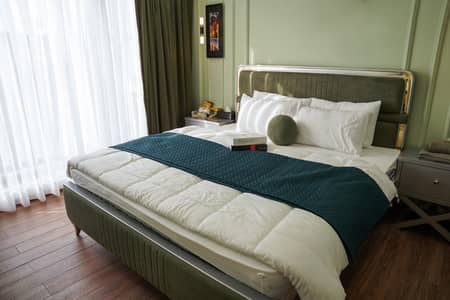 Luxury Apartment For Daily Basis Rent In Bahria Town Lahore