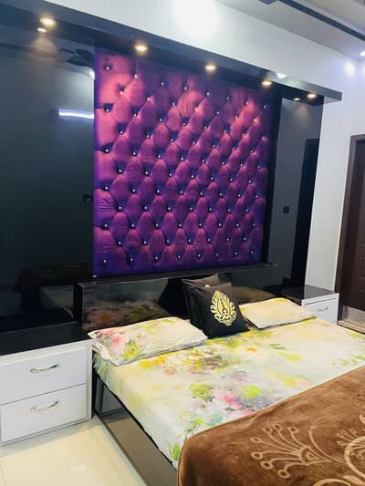 acrylic sheet bed set with sides tables and dressing tables