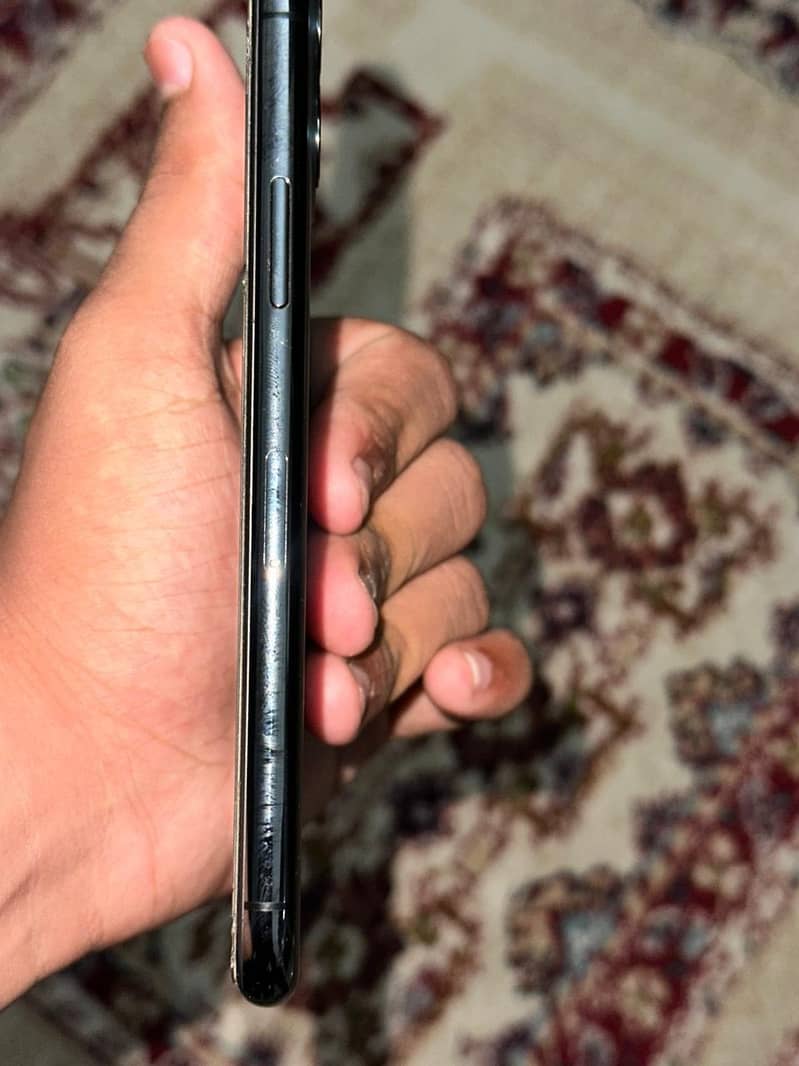 Iphone 11 pro 3