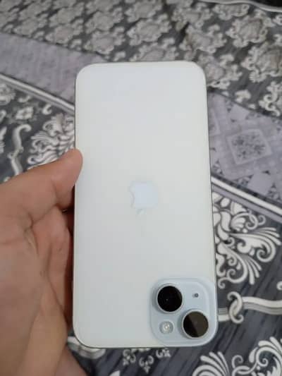 Iphone 15 plus f-o-r R-e-n-t