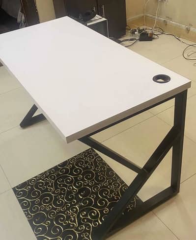 computer table