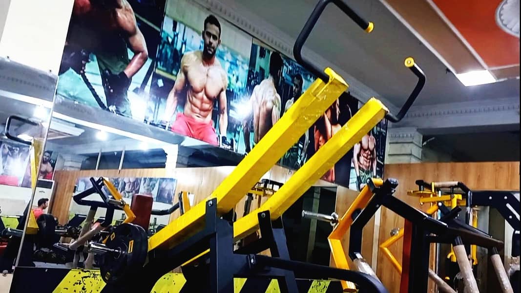 Lat PullDown Free Weight Machine 0