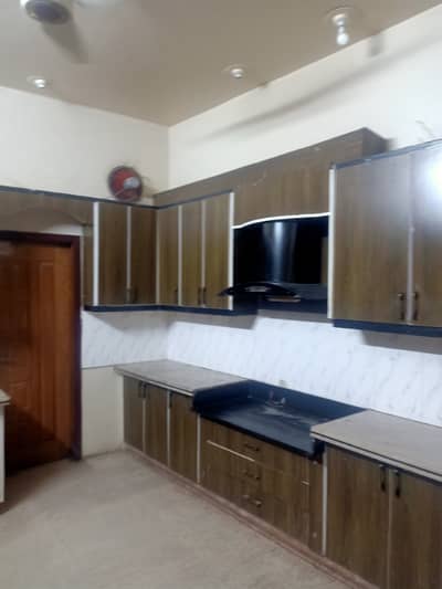 House Portion 400 Sq Yards 1st Floor 4 Beds DD In Vip Block 2 Gulistan e Jauhar