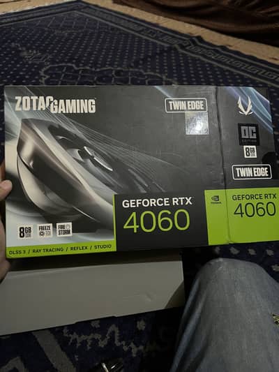 ZOTAC Gaming GeForce RTX 4060 8GB Twin Edge OC Edition - 1 month used