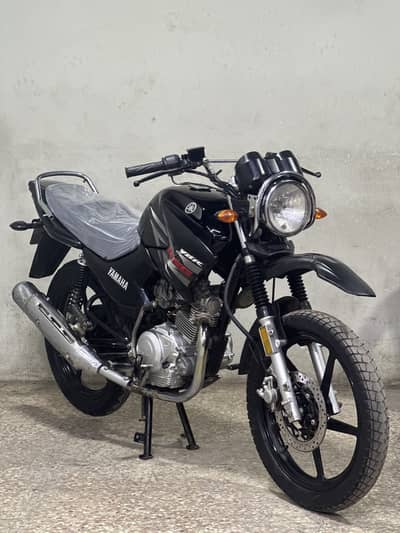 Yamaha ybr125g 2017 model ( japniess model )