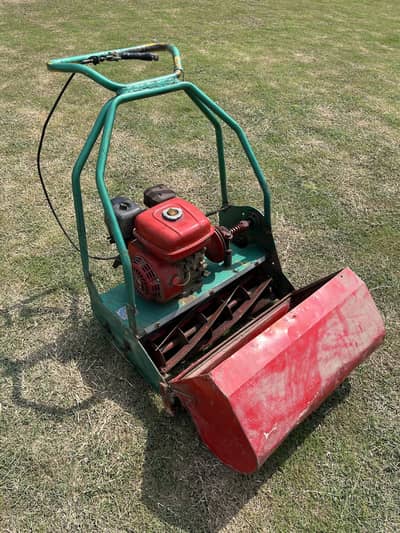 Grass cutting machine