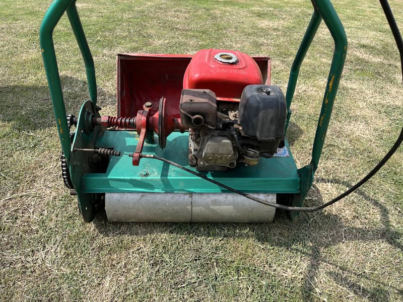 Grass cutting machine 2