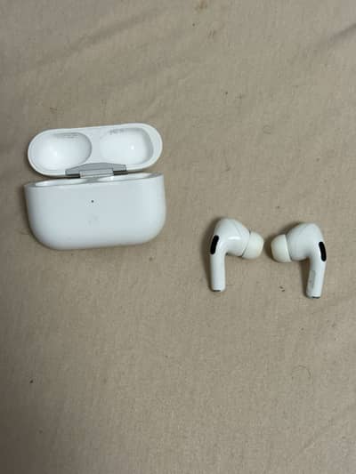 Airpods Pro (1st Gen)