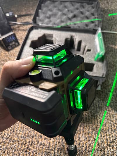 imported 12 lines laser level for sale Pakistan 03198614614