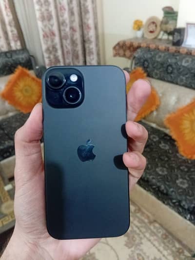 iPhone 15 Jv 94 Battery health 10/10 condition with box