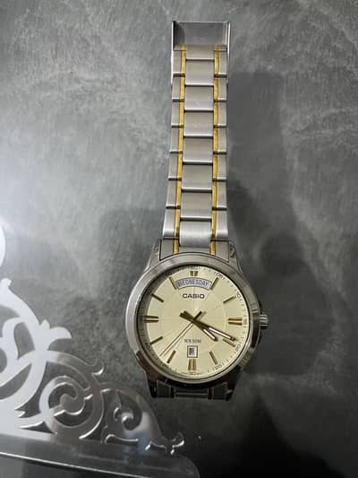 Casio MTP-1381G-9AV men’s watch