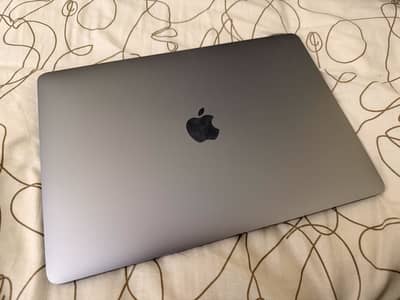 MacBook Pro 2019 Touch bar 13” i5 8/256