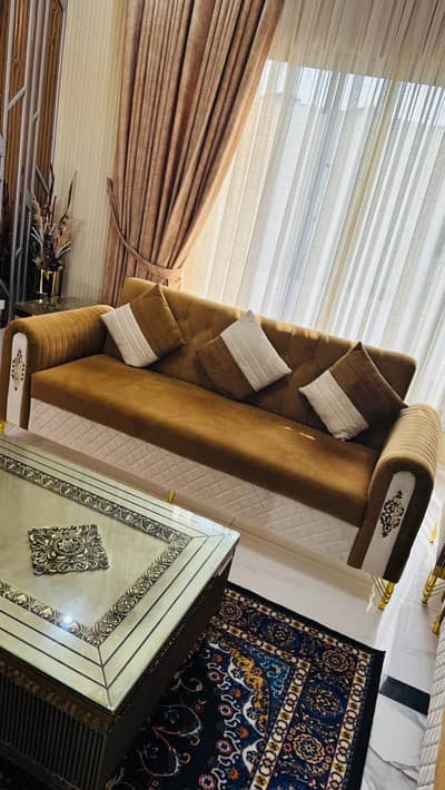 Luxury 5 seater sofa set without table