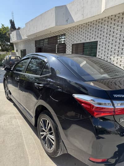 Toyota Corolla Grande 1.8