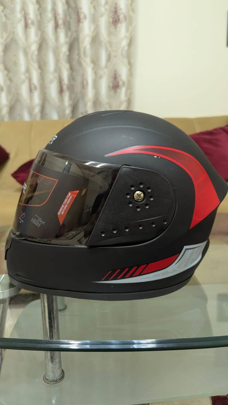 VECTOR HELMETS 1