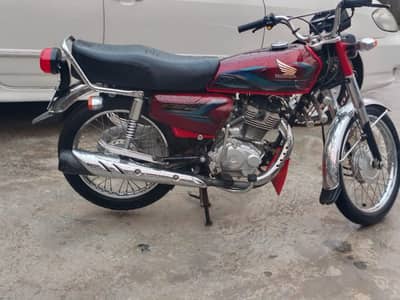 all oky a just 20k chla hya a bio matric sab kuch available