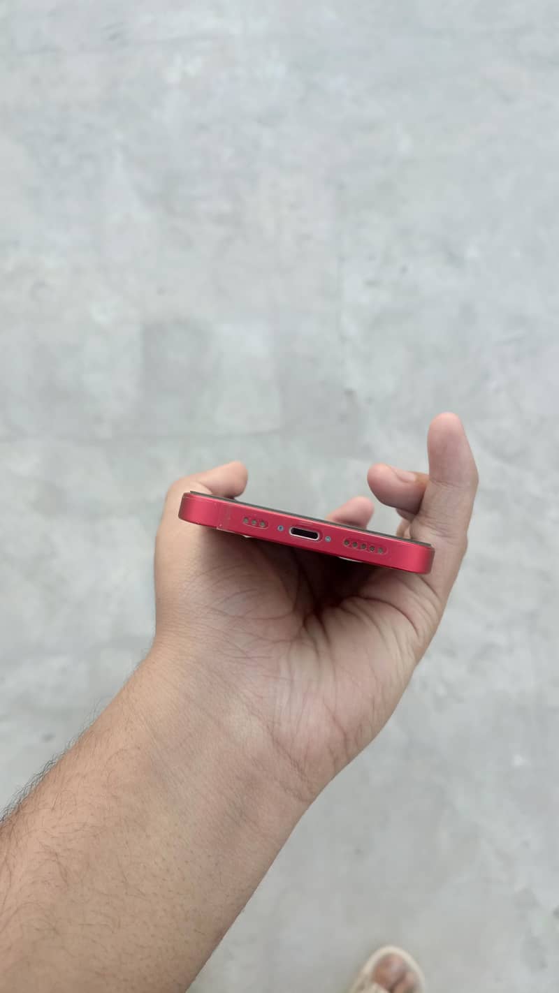 Iphone 13 (SIM LOCK) 4