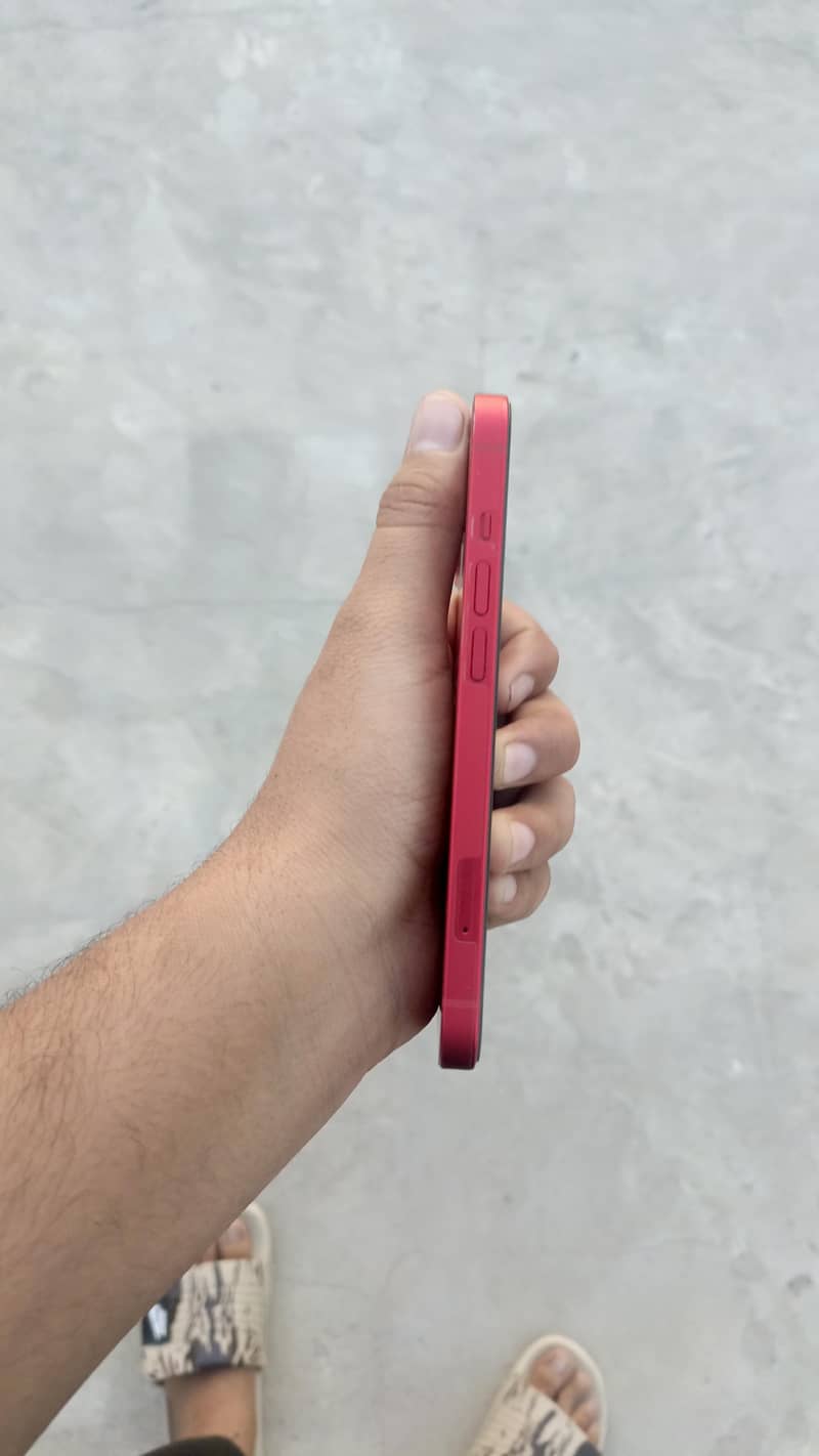 Iphone 13 (SIM LOCK) 4