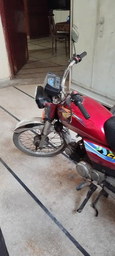 Yamaha Dhoom 70cc in neat condition