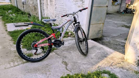New bicycle for sale only 2 day driven