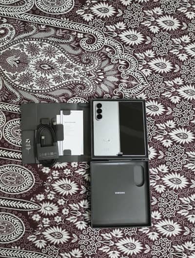 Fold 7 12/256GB Physical Dual Non PTA