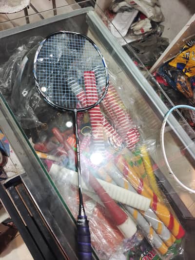 Tranis Badminton racket