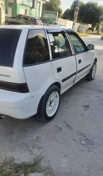 Cultus 2004 model  urgent sale price slightly negotiable