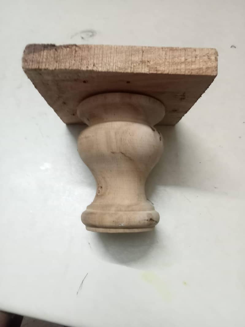 لکڑی کے پاۓ 6