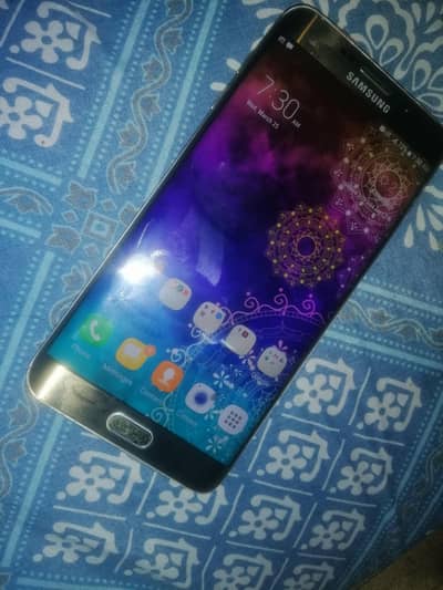 Samsung s6 edge plus gold edition