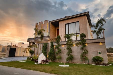 PHASE 6 1-KANAL BRAND NEW FULLY MAINTAINED BUNGALOW IS AVAILABLE FOR SALE.