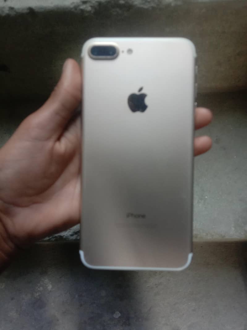 iPhone  7plus 1