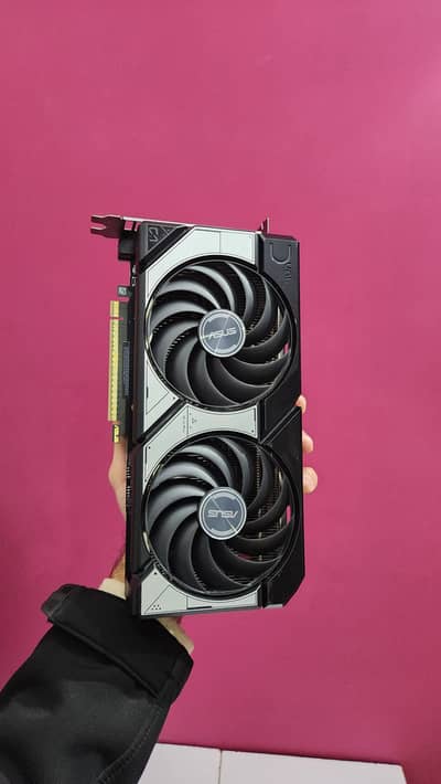 Asus RTX 5070 OC 12Gb