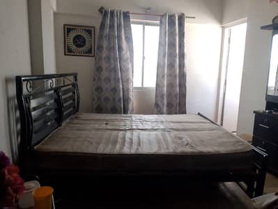 Iron rod bed king size