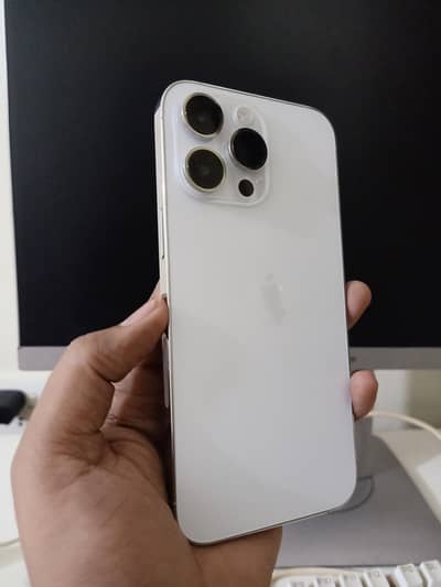 14 pro max jv 128. non active. condition 10/10. whts. 03204667681