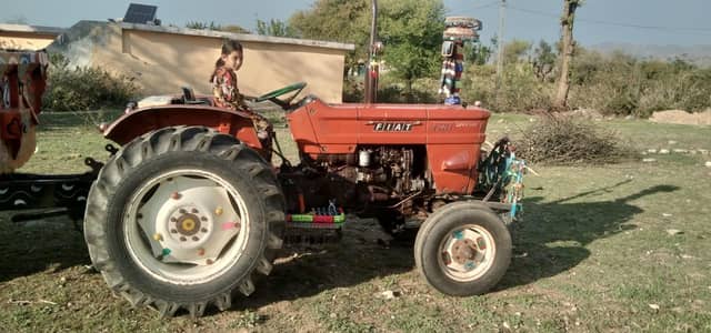 1980 model tractor total genuine  contact number 0315 5043436