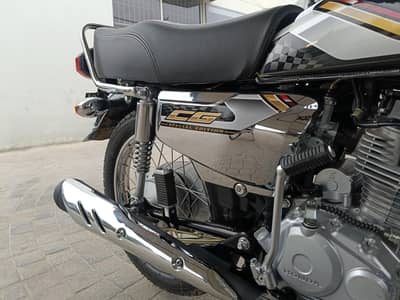 Honda CG 125 Special Edition (Black Color)