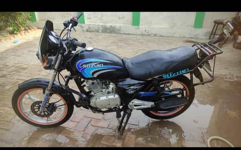 Suzuki bike 125 all ok hai