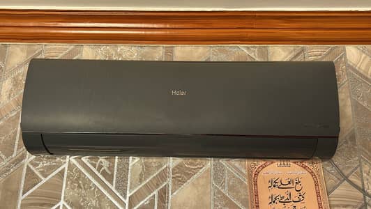 Hair A/C 1.5 Ton Gray Colour DC inverter