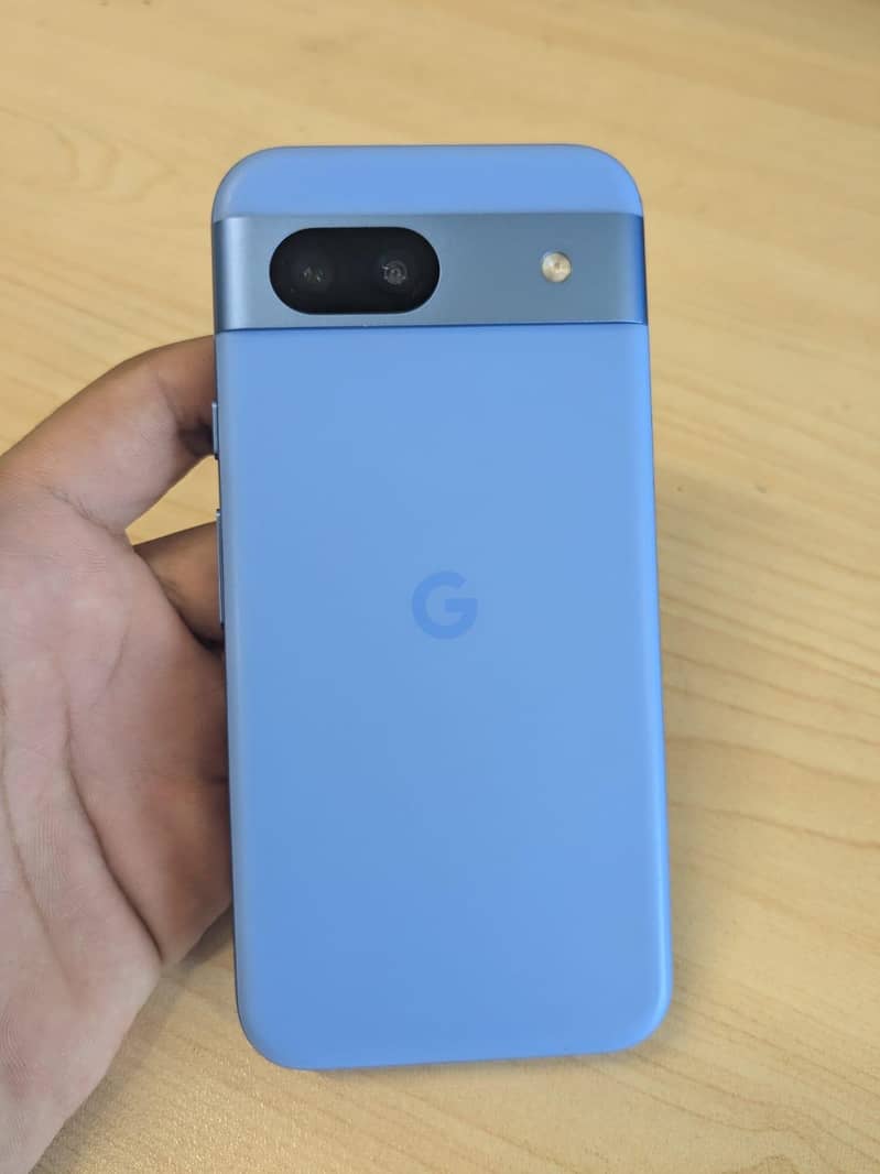 Google Pixel 8a 1
