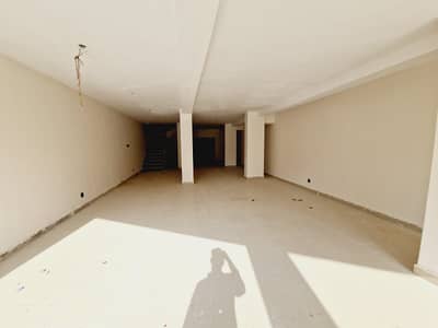 MAIN 200 FEET ROAD FACEING SHOP FOR RENT GULISTAN-E-JAUHAR BLOCK 12