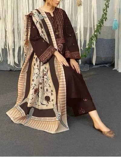 Brown Embroided 3 pcs women suit lawn dutta with COD all pk