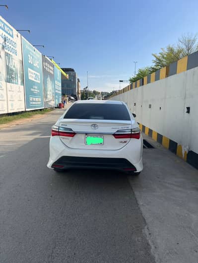 Toyota Corolla Altis 1.6 X