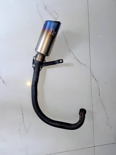 akrapovic dubble cut muffler with bend