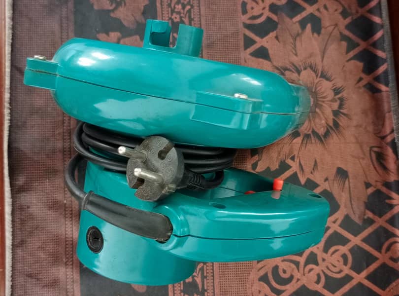 ایک عدد بلور برائے فروخت 2